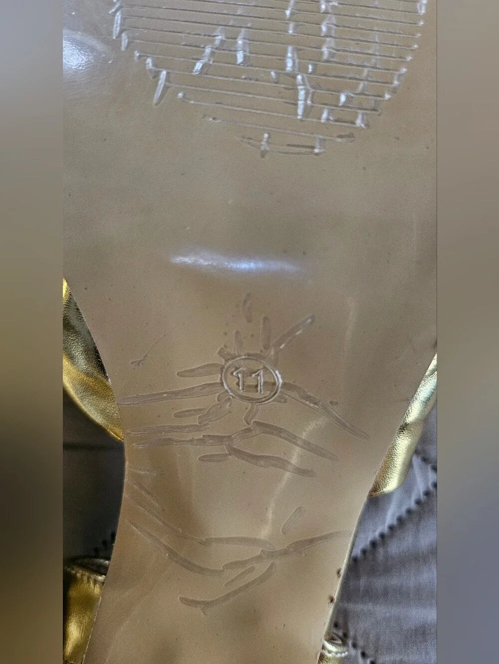 Women's size 11 heels. Golden heels